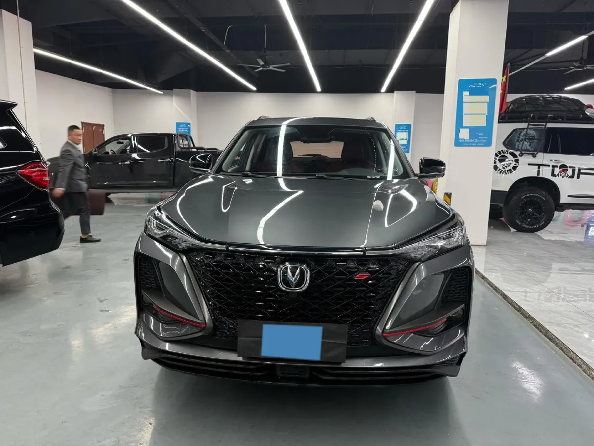 2020 ChangAn CS75 Plus 1.5T 178HP L4 6AT,autocango,china used car exporter,china ev exporter,chinese used car exporter,chinese used ev exporter
