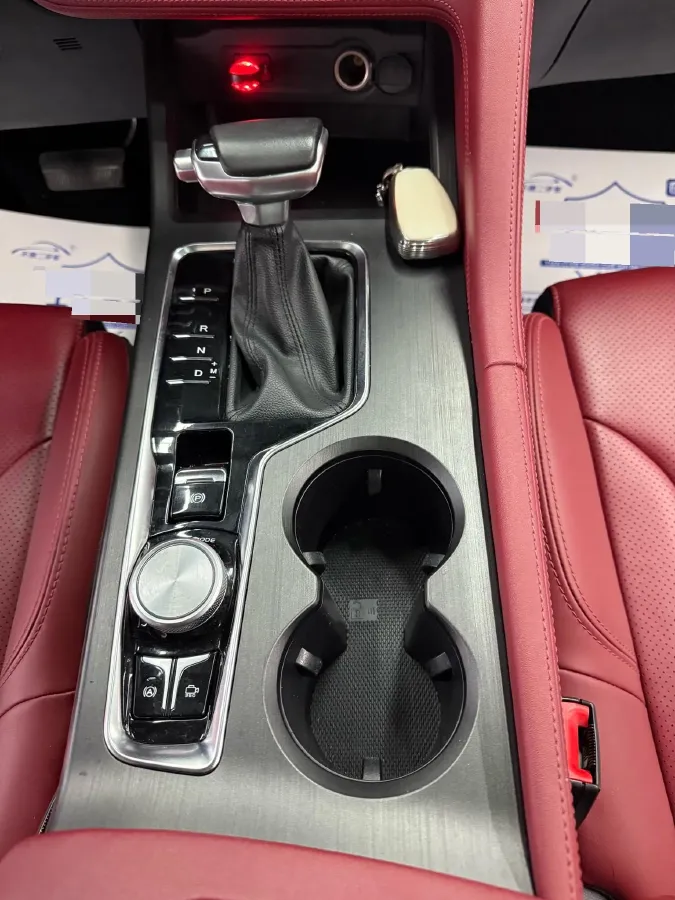 2020 ChangAn CS75 Plus 1.5T 178HP L4 6AT,autocango,china used car exporter,china ev exporter,chinese used car exporter,chinese used ev exporter