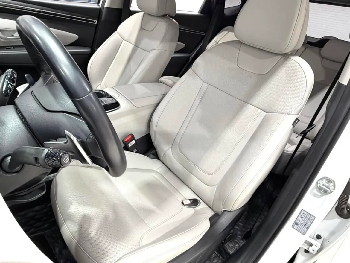 2021 Hyundai Tucson 1.5T 200HP L4 7DCT,autocango,china used car exporter,china ev exporter,chinese used car exporter,chinese used ev exporter