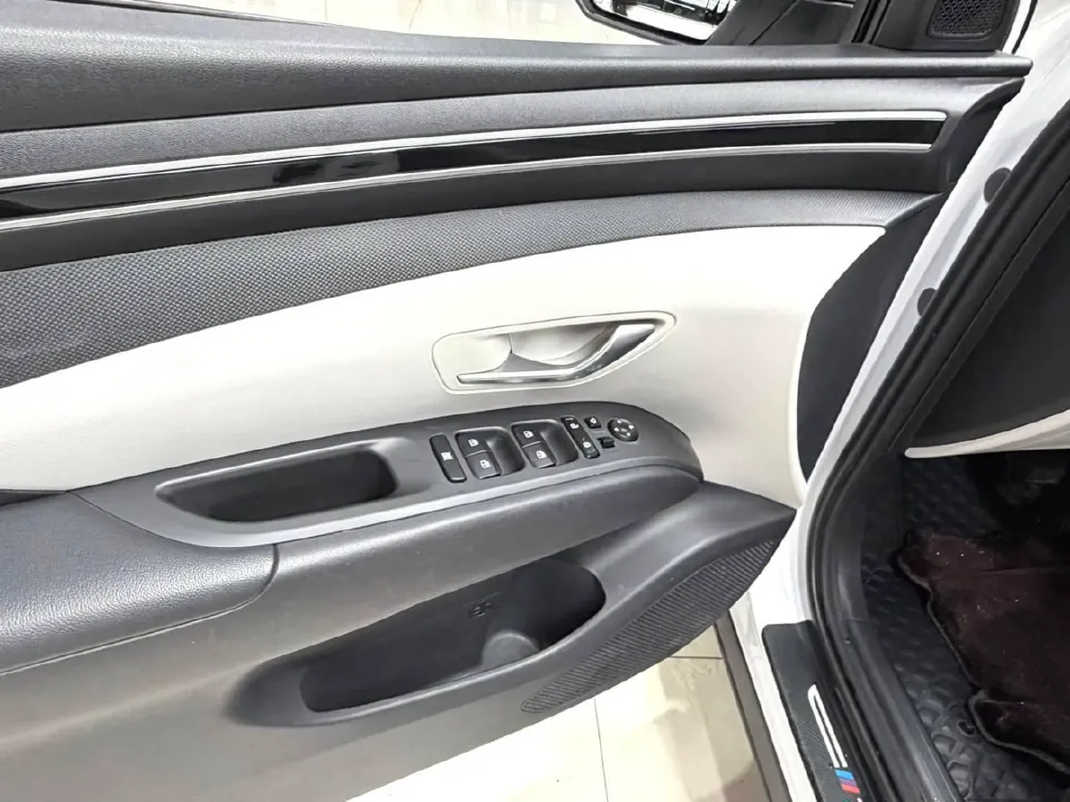 2021 Hyundai Tucson 1.5T 200HP L4 7DCT,autocango,china used car exporter,china ev exporter,chinese used car exporter,chinese used ev exporter