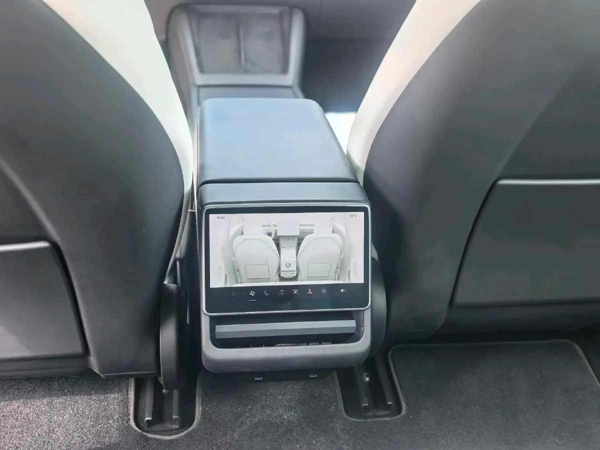 2023 Buick EnvisionPlus 2.0T 237HP L4 9AT,autocango,china used car exporter,china ev exporter,chinese used car exporter,chinese used ev exporter