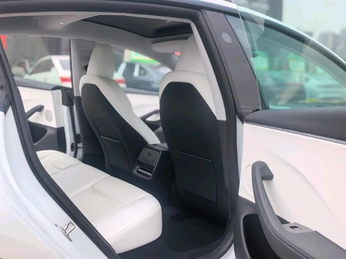 2023 Buick EnvisionPlus 2.0T 237HP L4 9AT,autocango,china used car exporter,china ev exporter,chinese used car exporter,chinese used ev exporter