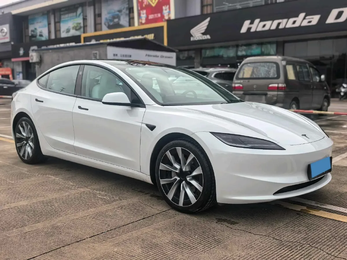 2023 Buick EnvisionPlus 2.0T 237HP L4 9AT,autocango,china used car exporter,china ev exporter,chinese used car exporter,chinese used ev exporter