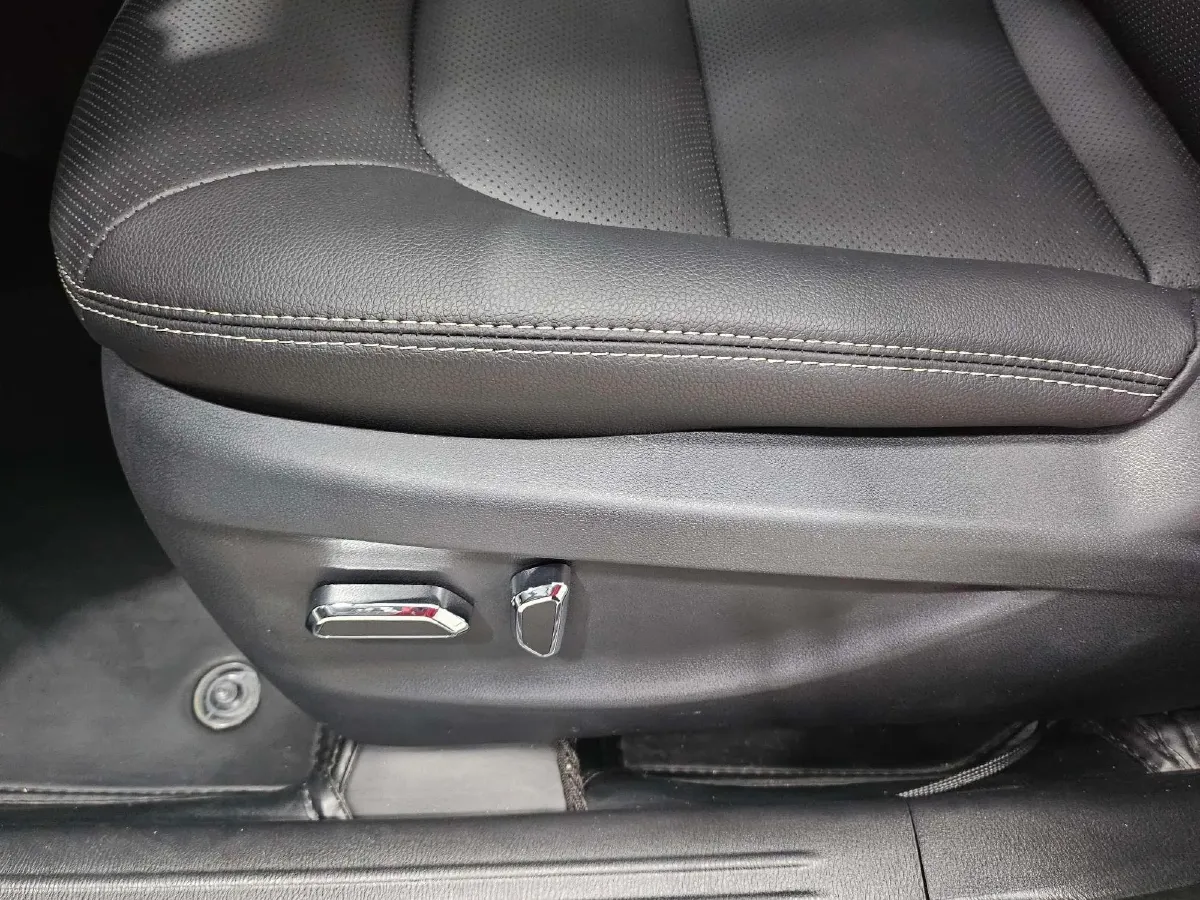 2022 Hyundai Tucson 2.0L 150HP L4 6AT Hybrid,autocango,china used car exporter,china ev exporter,chinese used car exporter,chinese used ev exporter