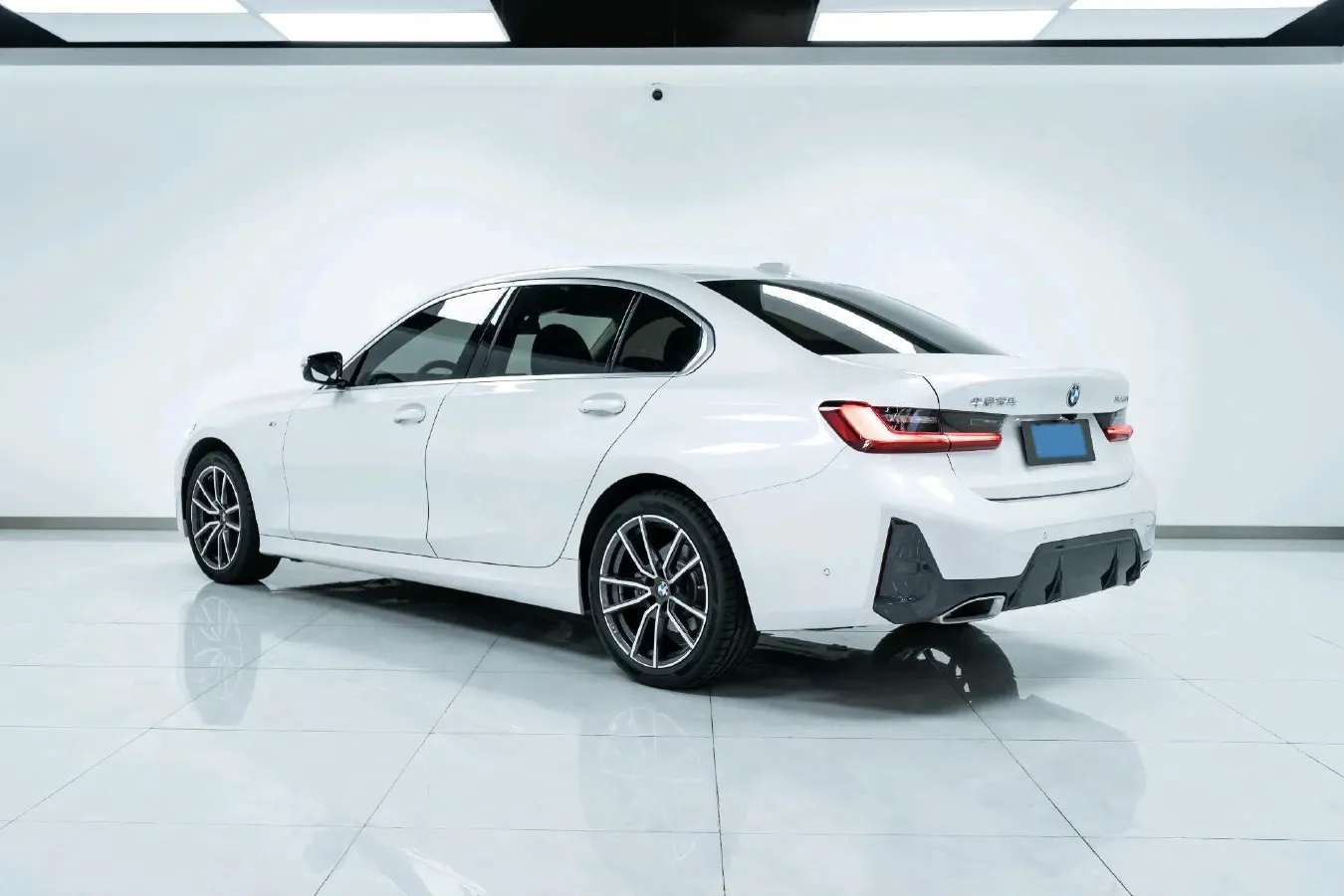 2024 BMW 3 Series 2.0T 184HP L4 8AT,autocango,china used car exporter,china ev exporter,chinese used car exporter,chinese used ev exporter