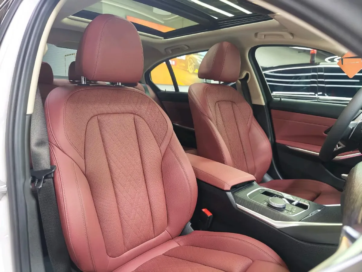 2024 BMW 3 Series 2.0T 184HP L4 8AT,autocango,china used car exporter,china ev exporter,chinese used car exporter,chinese used ev exporter