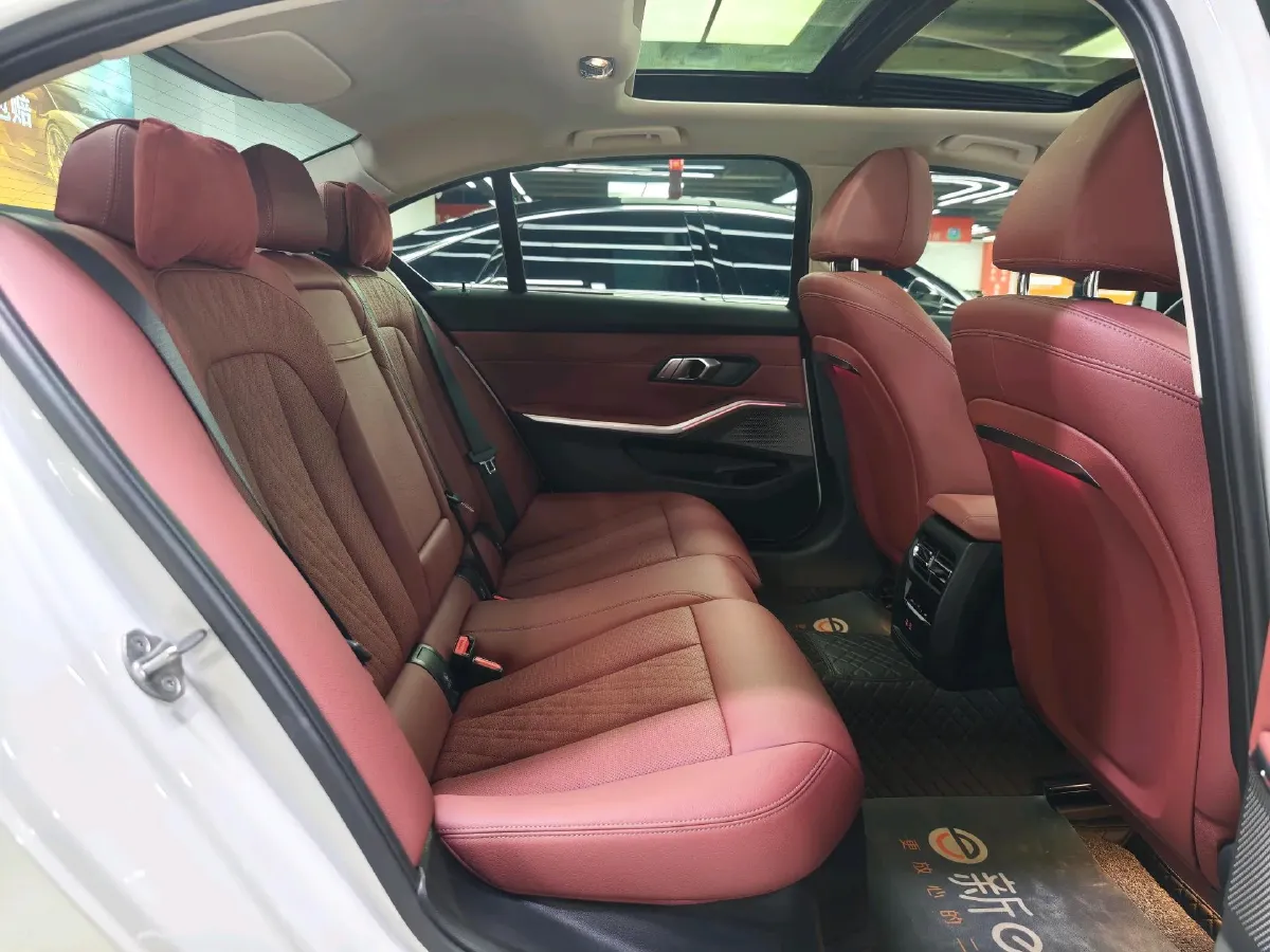 2024 BMW 3 Series 2.0T 184HP L4 8AT,autocango,china used car exporter,china ev exporter,chinese used car exporter,chinese used ev exporter