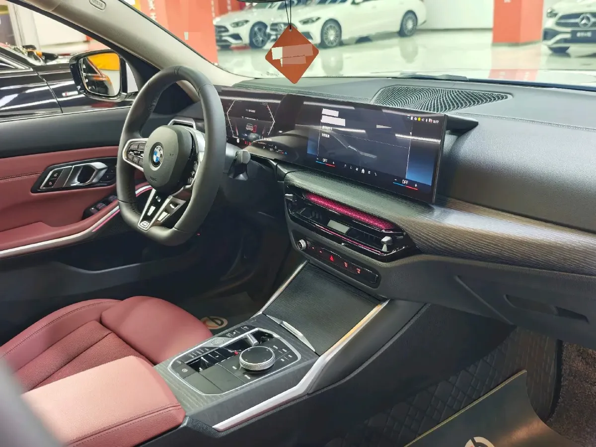 2024 BMW 3 Series 2.0T 184HP L4 8AT,autocango,china used car exporter,china ev exporter,chinese used car exporter,chinese used ev exporter