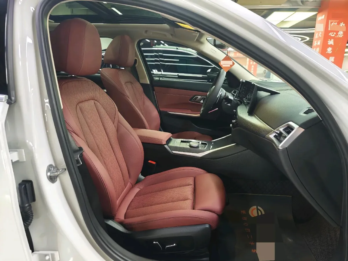 2024 BMW 3 Series 2.0T 184HP L4 8AT,autocango,china used car exporter,china ev exporter,chinese used car exporter,chinese used ev exporter