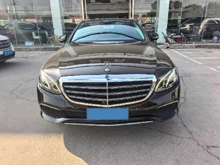 2020 Mercedes-Benz E Class 2.0T 258HP L4 9AT,autocango,china used car exporter,china ev exporter,chinese used car exporter,chinese used ev exporter
