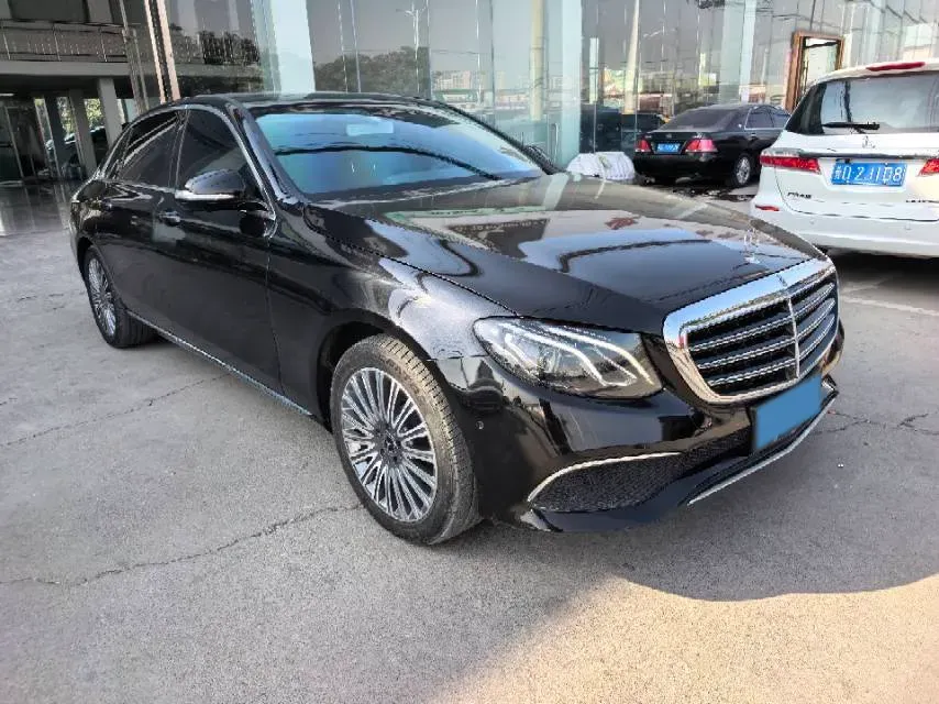 2020 Mercedes-Benz E Class 2.0T 258HP L4 9AT,autocango,china used car exporter,china ev exporter,chinese used car exporter,chinese used ev exporter