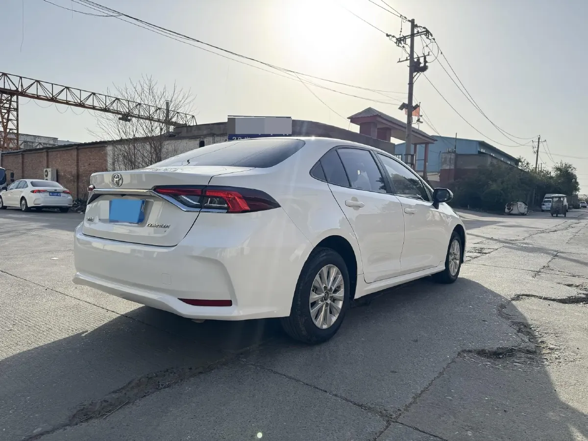 2021 Toyota Corolla 1.2T 116HP L4 CVT,autocango,china used car exporter,china ev exporter,chinese used car exporter,chinese used ev exporter