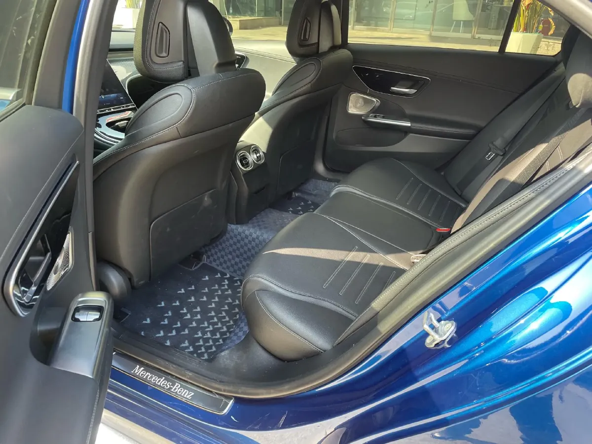 2022 Mercedes-Benz C Class 1.5T 204HP L4 9AT,autocango,china used car exporter,china ev exporter,chinese used car exporter,chinese used ev exporter