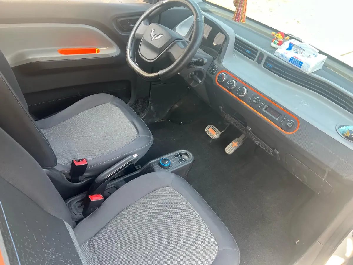 2022 LingBox uni BEV 11.52KWH,autocango,china used car exporter,china ev exporter,chinese used car exporter,chinese used ev exporter