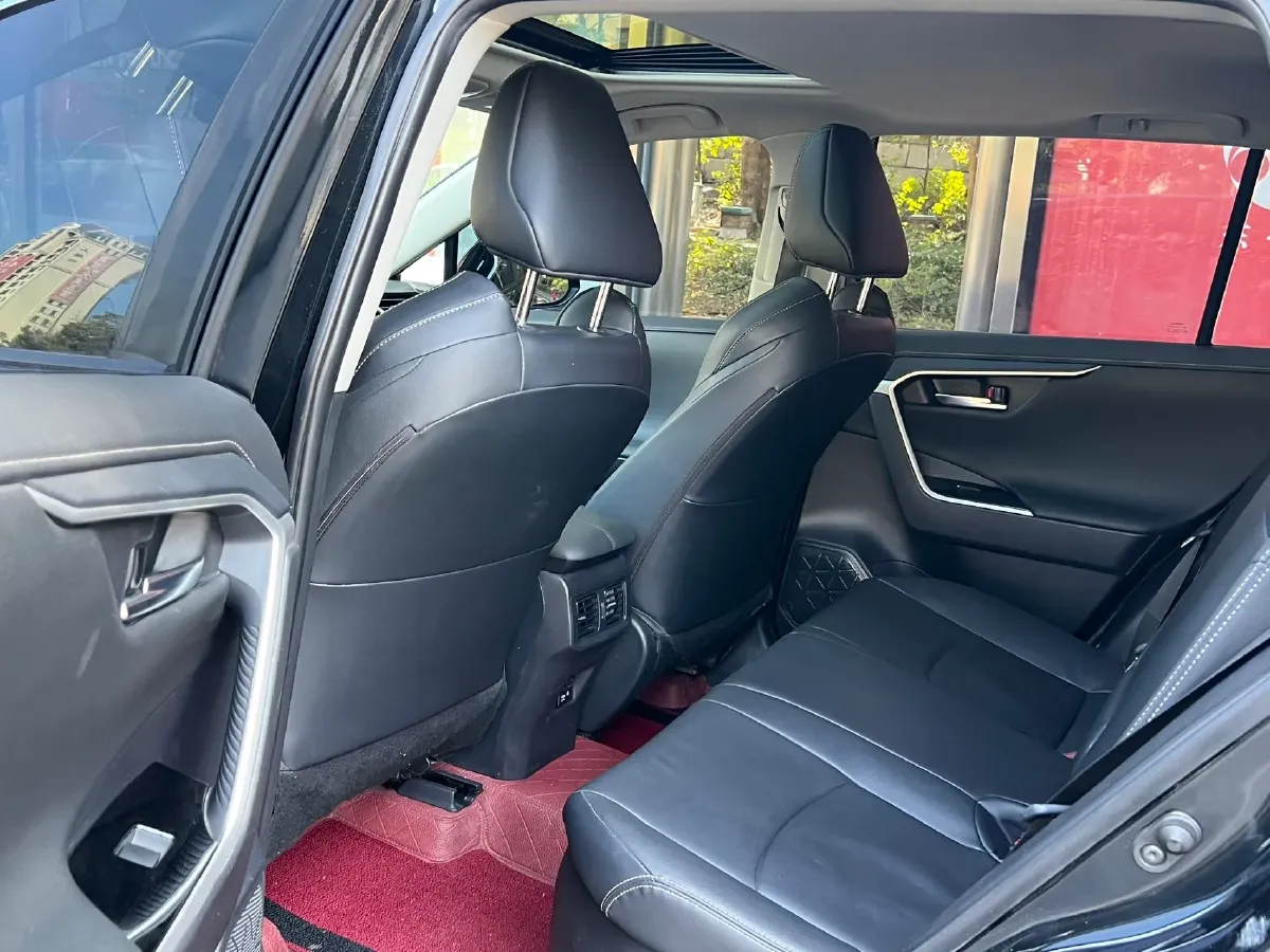 2022 Toyota Wildlander 2.5L 178HP L4 E-CVT Hybrid,autocango,china used car exporter,china ev exporter,chinese used car exporter,chinese used ev exporter