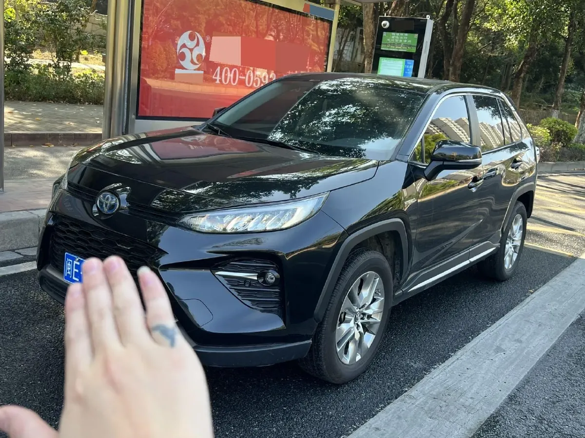 2022 Toyota Wildlander 2.5L 178HP L4 E-CVT Hybrid,autocango,china used car exporter,china ev exporter,chinese used car exporter,chinese used ev exporter