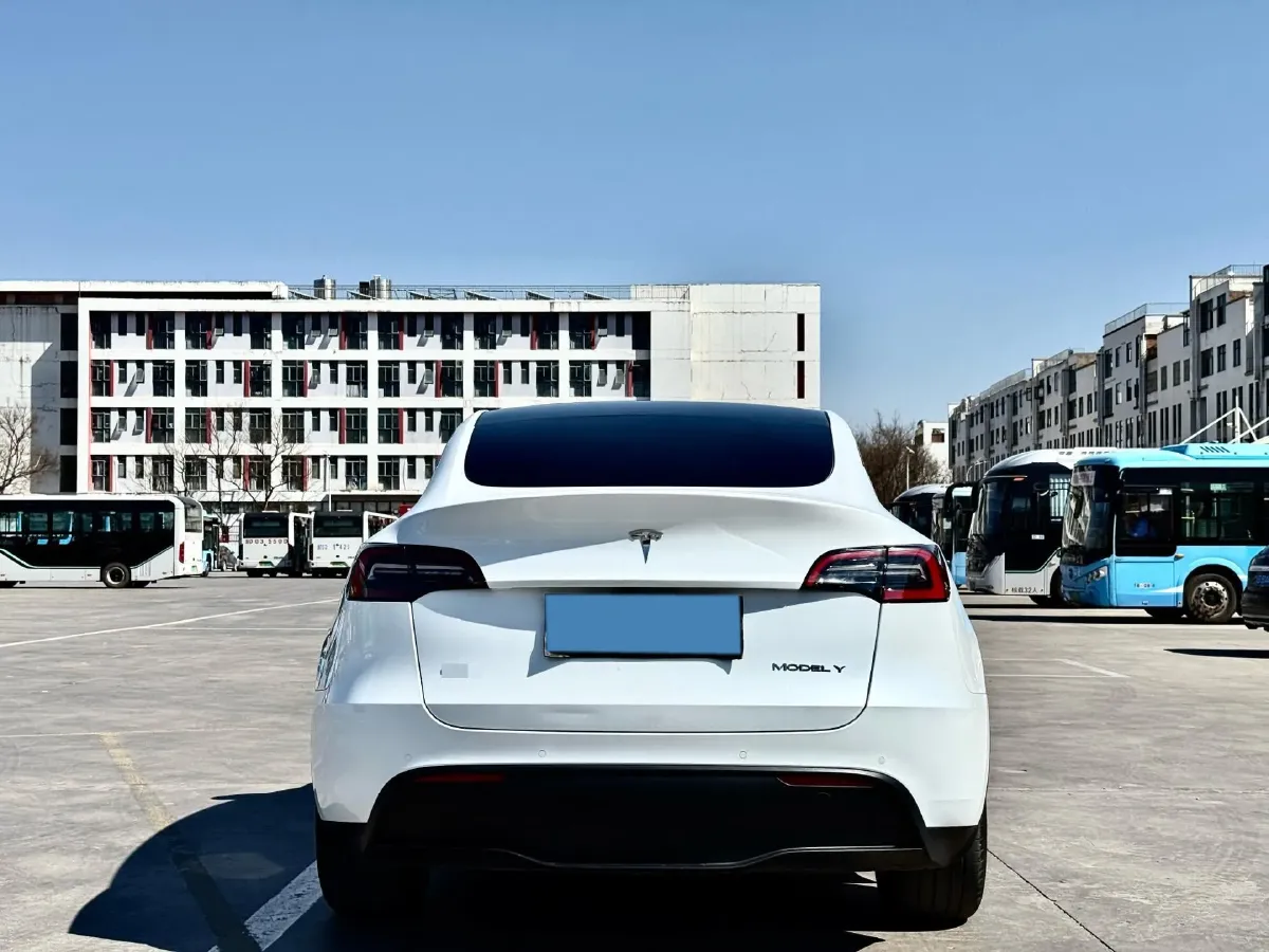 2022 Tesla Model Y BEV 60KWH,autocango,china used car exporter,china ev exporter,chinese used car exporter,chinese used ev exporter