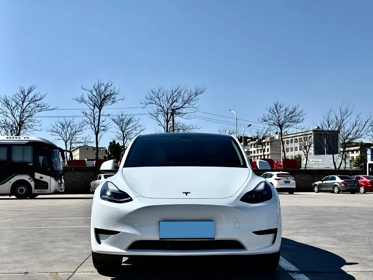 2022 Tesla Model Y BEV 60KWH,autocango,china used car exporter,china ev exporter,chinese used car exporter,chinese used ev exporter