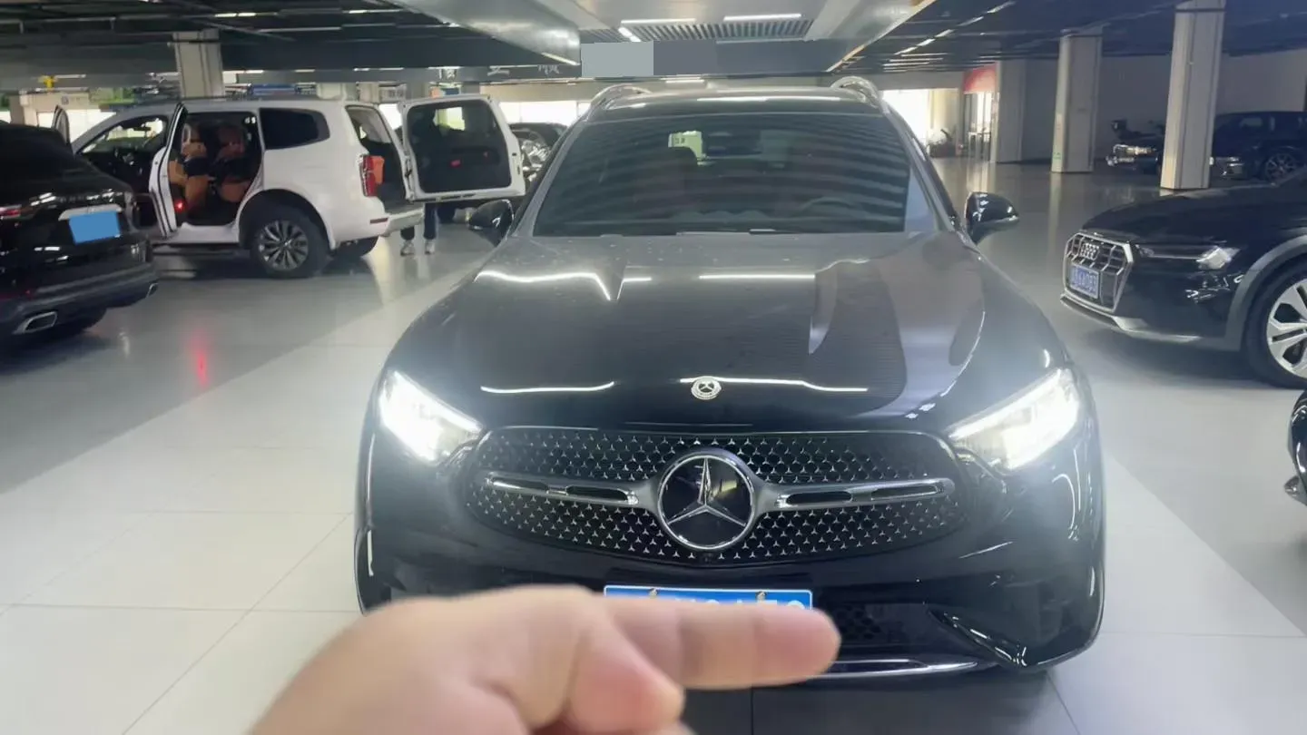 2025 Mercedes-Benz GLC Class 2.0T 258HP L4 9AT,autocango,china used car exporter,china ev exporter,chinese used car exporter,chinese used ev exporter