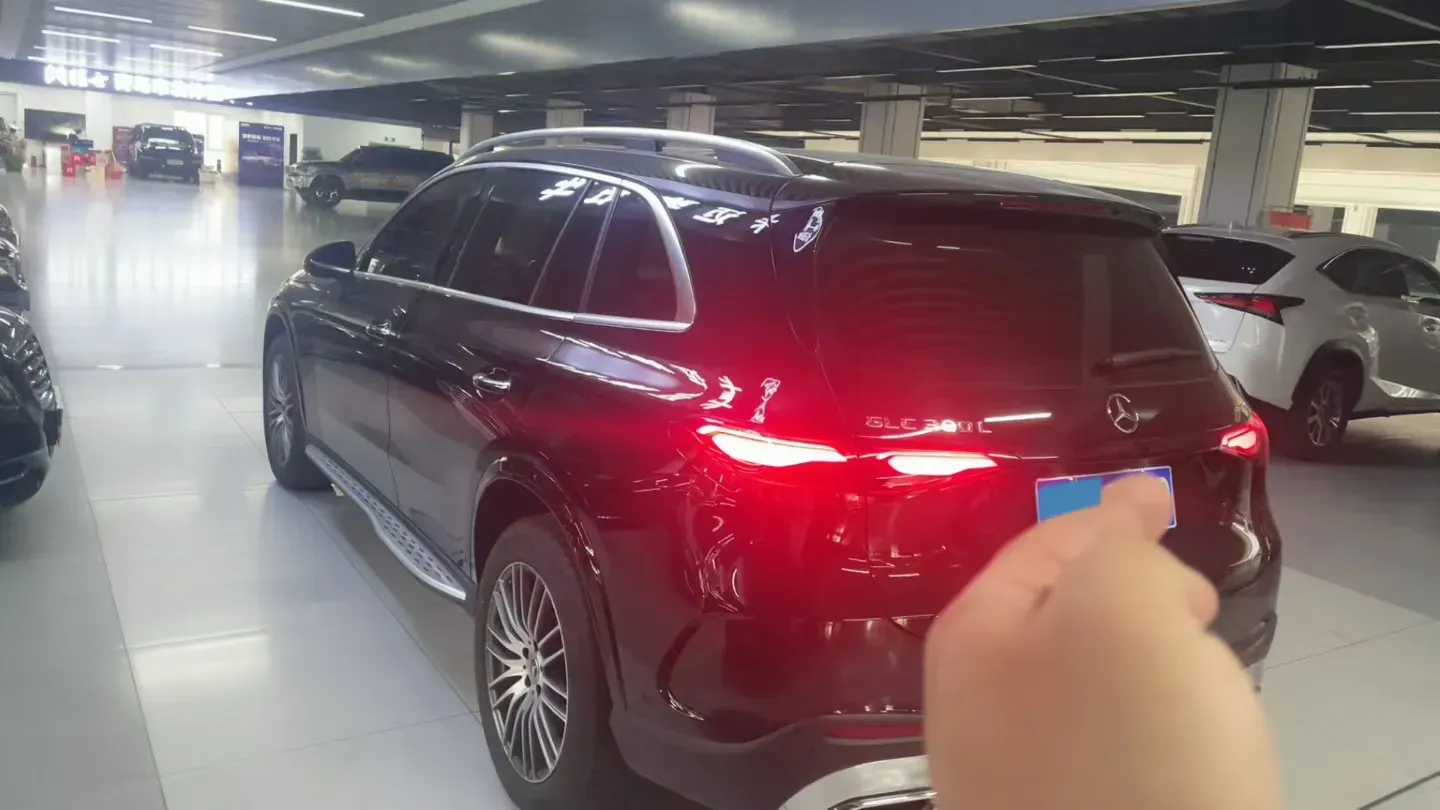2025 Mercedes-Benz GLC Class 2.0T 258HP L4 9AT,autocango,china used car exporter,china ev exporter,chinese used car exporter,chinese used ev exporter