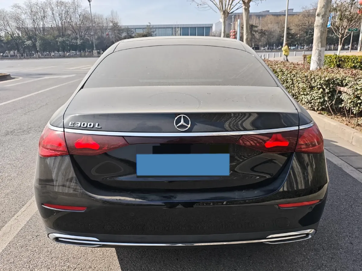 2024 Mercedes-Benz E Class 2.0T 204HP L4 9AT,autocango,china used car exporter,china ev exporter,chinese used car exporter,chinese used ev exporter