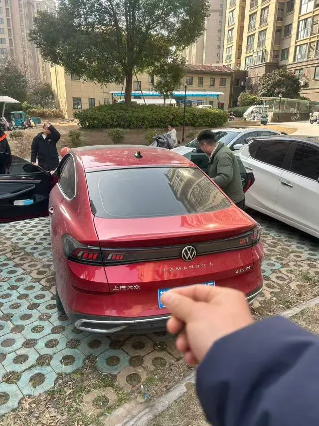 2023 Volkswagen Lamando 1.4T 150HP L4 7DCT,autocango,china used car exporter,china ev exporter,chinese used car exporter,chinese used ev exporter