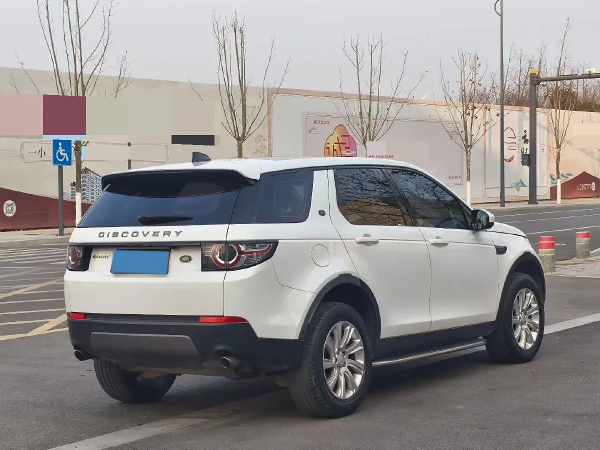 2019 Land Rover Discovery Sport 2.0T 241HP L4 9AT,autocango,china used car exporter,china ev exporter,chinese used car exporter,chinese used ev exporter