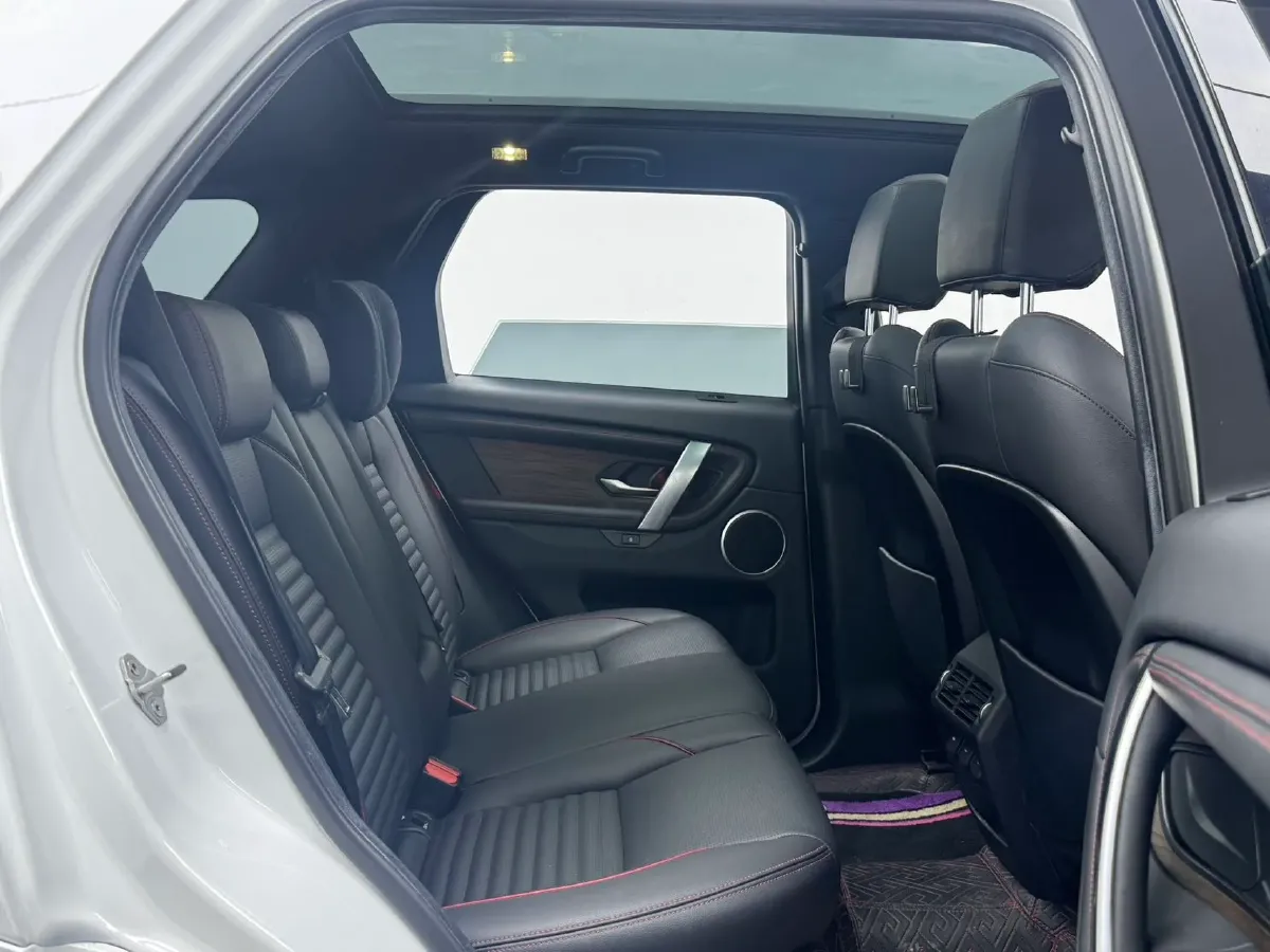 2022 Land Rover Discovery Sport 2.0T 249HP L4 9AT,autocango,china used car exporter,china ev exporter,chinese used car exporter,chinese used ev exporter