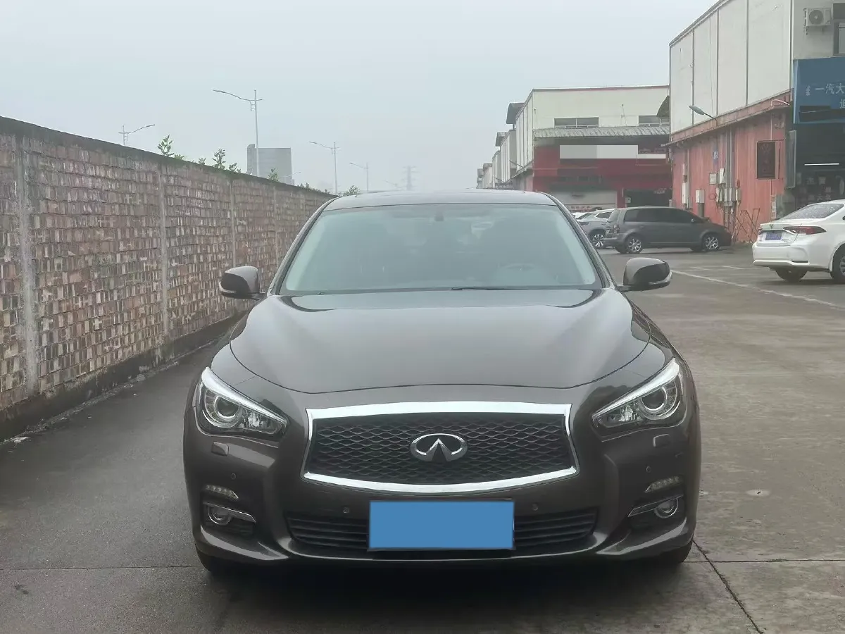 2016 Infiniti Q50L 2.0T 211HP L4 7AT,autocango,china used car exporter,china ev exporter,chinese used car exporter,chinese used ev exporter