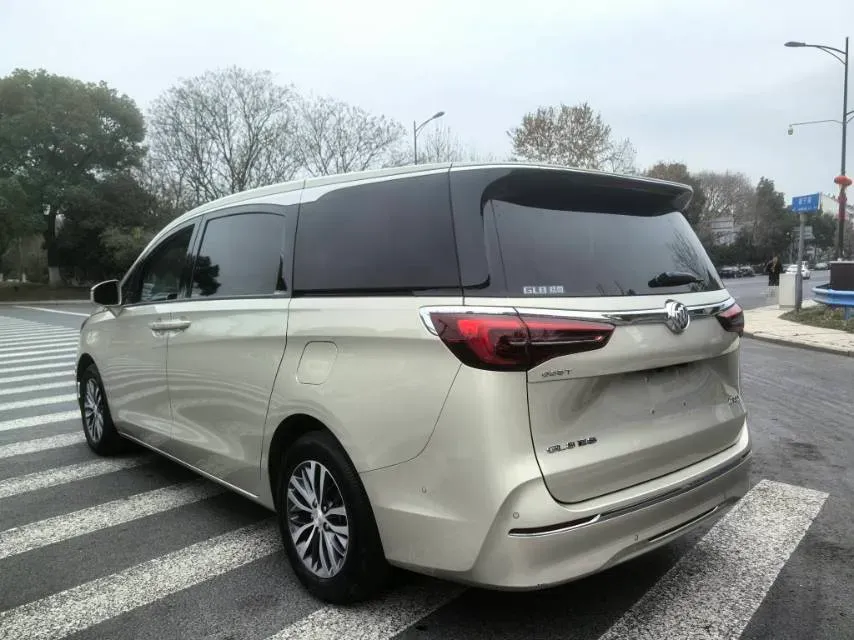 2021 Buick GL8 2.0T 237HP L4 9AT,autocango,china used car exporter,china ev exporter,chinese used car exporter,chinese used ev exporter