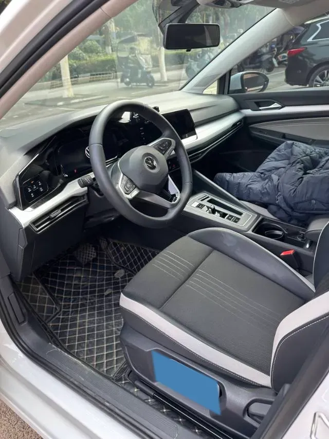 2023 Volkswagen Golf 1.4T 150HP L4 7DCT,autocango,china used car exporter,china ev exporter,chinese used car exporter,chinese used ev exporter