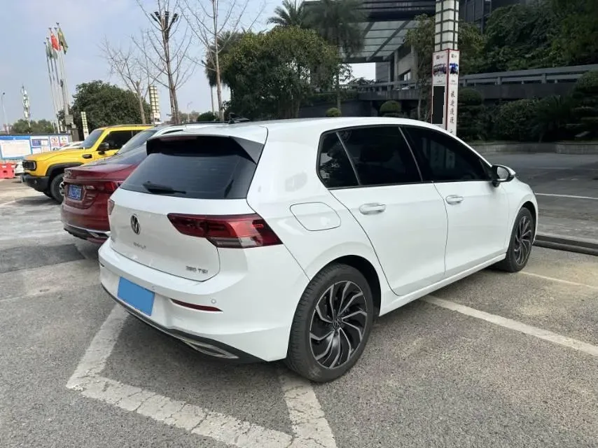 2023 Volkswagen Golf 1.4T 150HP L4 7DCT,autocango,china used car exporter,china ev exporter,chinese used car exporter,chinese used ev exporter