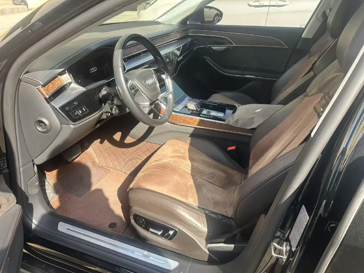 2021 Audi A8 3.0T 340HP V6 8AT,autocango,china used car exporter,china ev exporter,chinese used car exporter,chinese used ev exporter
