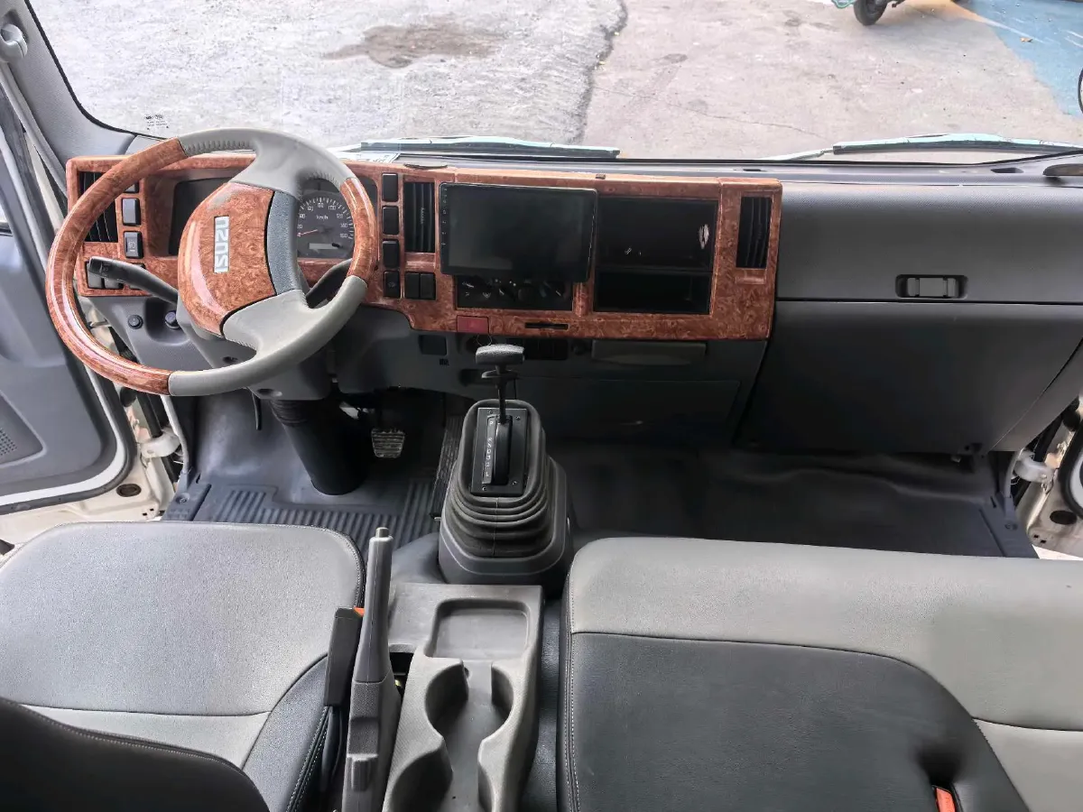 2007 Mitsubishi Pajero 3.8L 237HP V6 5AT,autocango,china used car exporter,china ev exporter,chinese used car exporter,chinese used ev exporter