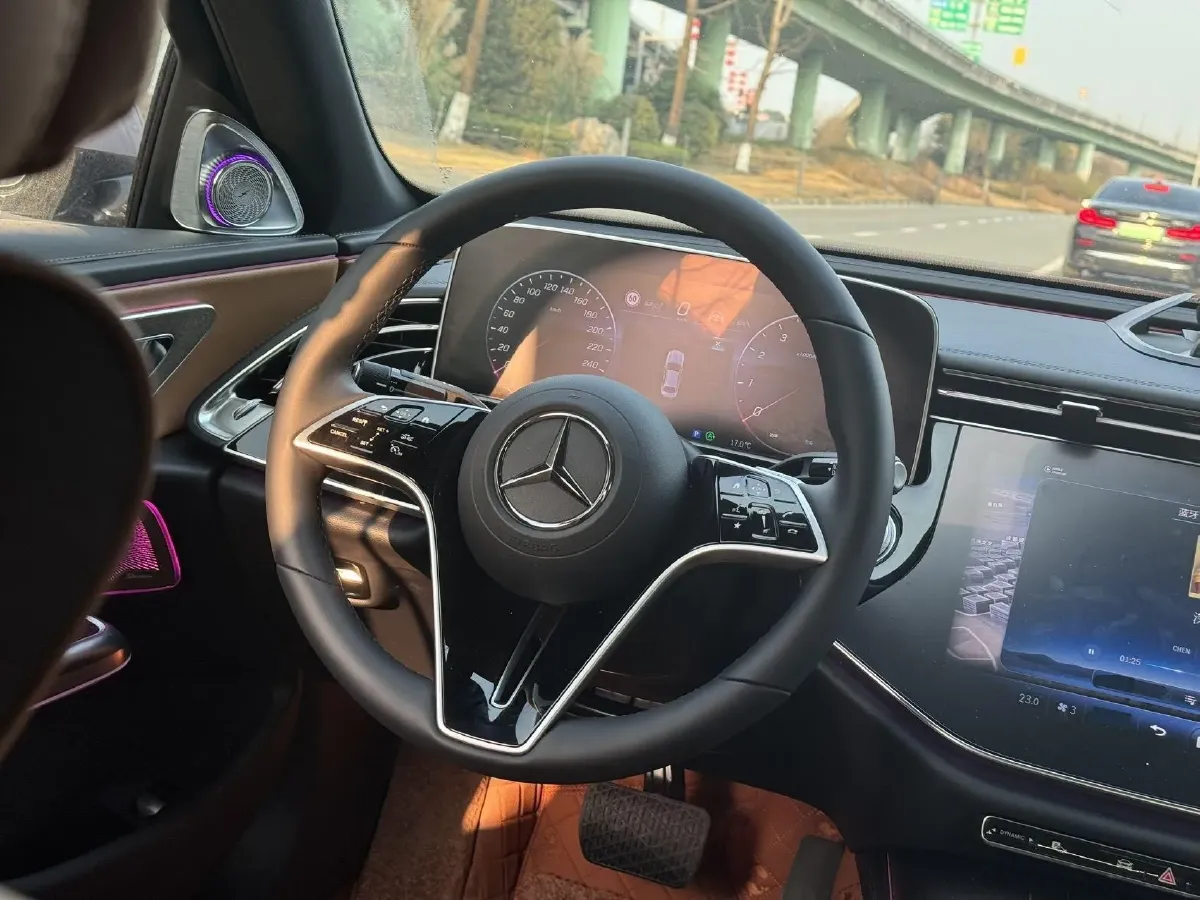 2025 Mercedes-Benz E Class 2.0T 258HP L4 9AT,autocango,china used car exporter,china ev exporter,chinese used car exporter,chinese used ev exporter