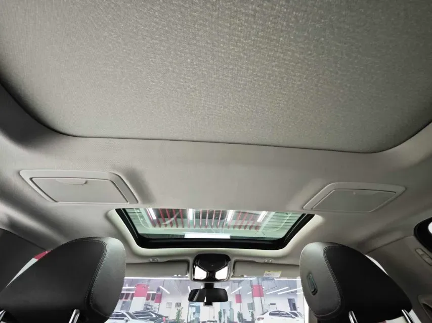 2023 BMW 5 Series 2.0T 245HP L4 8AT,autocango,china used car exporter,china ev exporter,chinese used car exporter,chinese used ev exporter