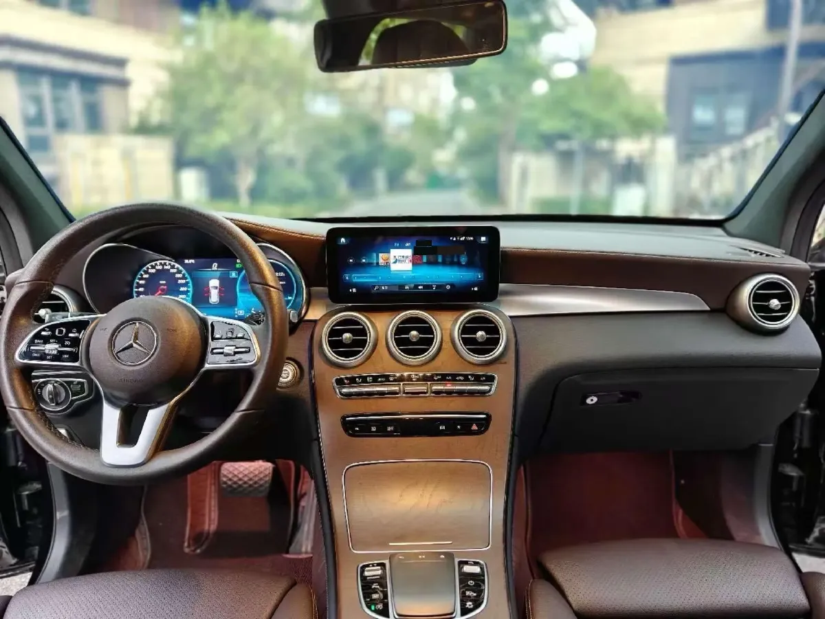 2022 Mercedes-Benz GLC Class 2.0T 258HP L4 9AT,autocango,china used car exporter,china ev exporter,chinese used car exporter,chinese used ev exporter