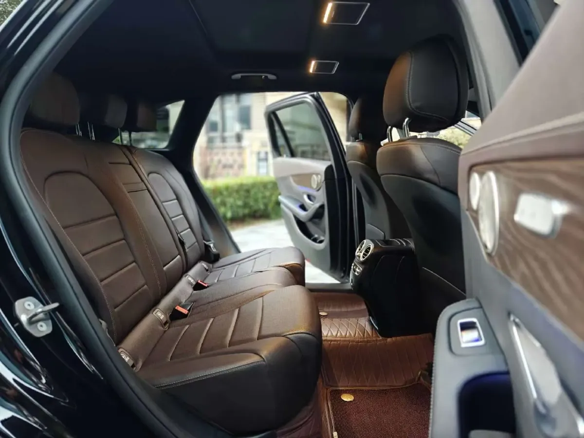 2022 Mercedes-Benz GLC Class 2.0T 258HP L4 9AT,autocango,china used car exporter,china ev exporter,chinese used car exporter,chinese used ev exporter