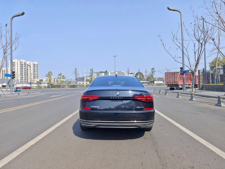 2020 Volkswagen Passat 2.0T 186HP L4 7DCT,autocango,china used car exporter,china ev exporter,chinese used car exporter,chinese used ev exporter