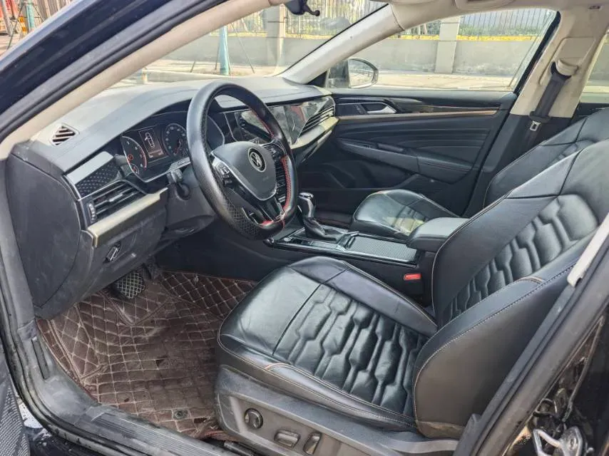 2020 Volkswagen Passat 2.0T 186HP L4 7DCT,autocango,china used car exporter,china ev exporter,chinese used car exporter,chinese used ev exporter