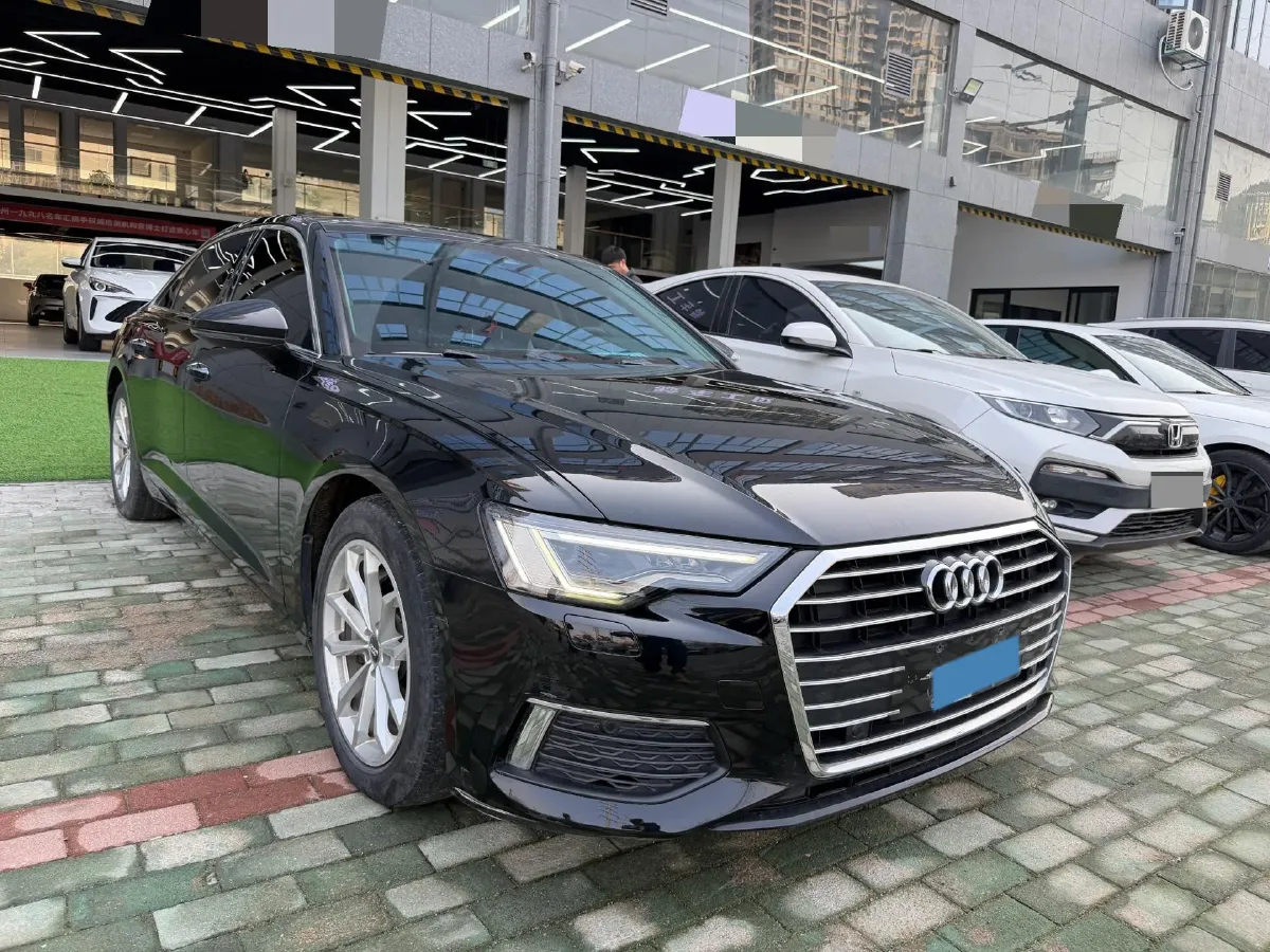 2020 Audi A6L 2.0T 190HP L4 7DCT,autocango,china used car exporter,china ev exporter,chinese used car exporter,chinese used ev exporter