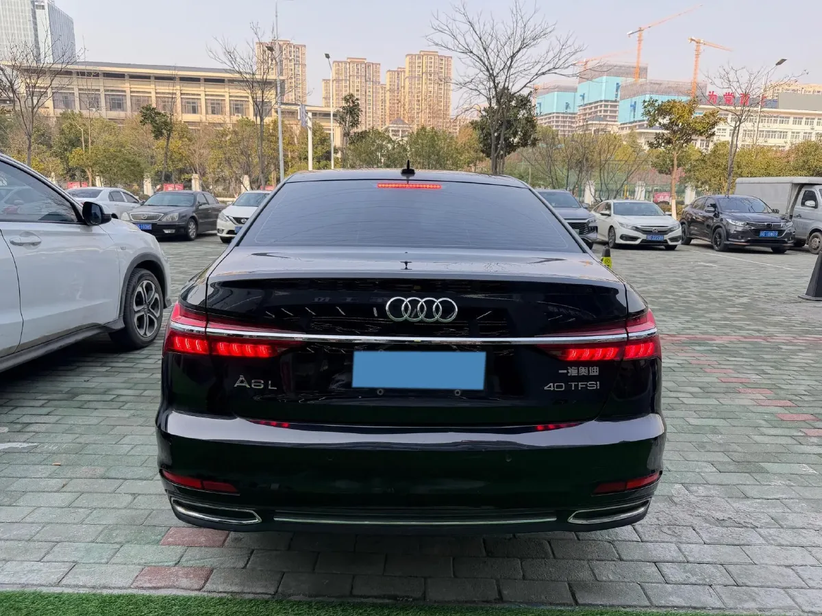 2020 Audi A6L 2.0T 190HP L4 7DCT,autocango,china used car exporter,china ev exporter,chinese used car exporter,chinese used ev exporter