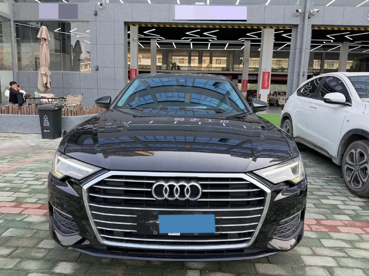 2020 Audi A6L 2.0T 190HP L4 7DCT,autocango,china used car exporter,china ev exporter,chinese used car exporter,chinese used ev exporter