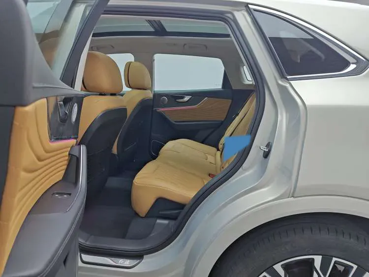 2023 HongQi HS5 2.0T 252HP L4 8AT,autocango,china used car exporter,china ev exporter,chinese used car exporter,chinese used ev exporter