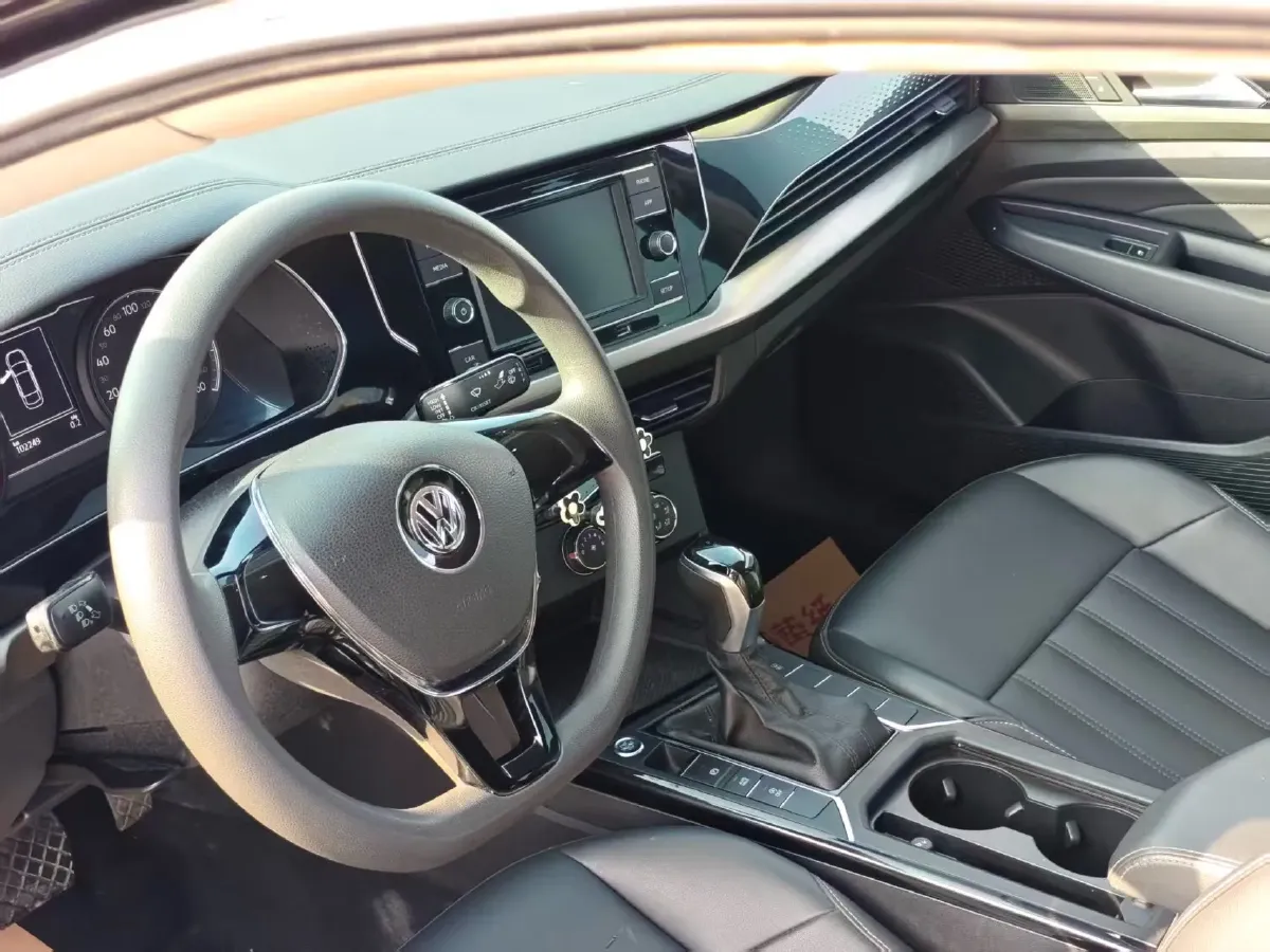 2019 Chevrolet Equinox 1.5T 180HP L4 6AT,autocango,china used car exporter,china ev exporter,chinese used car exporter,chinese used ev exporter