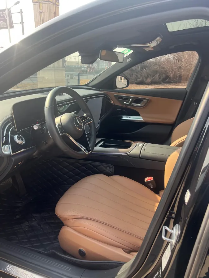 2024 Mercedes-Benz E Class 2.0T 204HP L4 9AT PHEV 25.4KWH,autocango,china used car exporter,china ev exporter,chinese used car exporter,chinese used ev exporter