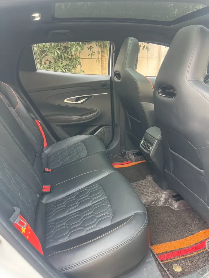 2022 ChangAn UNI-T 1.5T 188HP L4 7DCT,autocango,china used car exporter,china ev exporter,chinese used car exporter,chinese used ev exporter