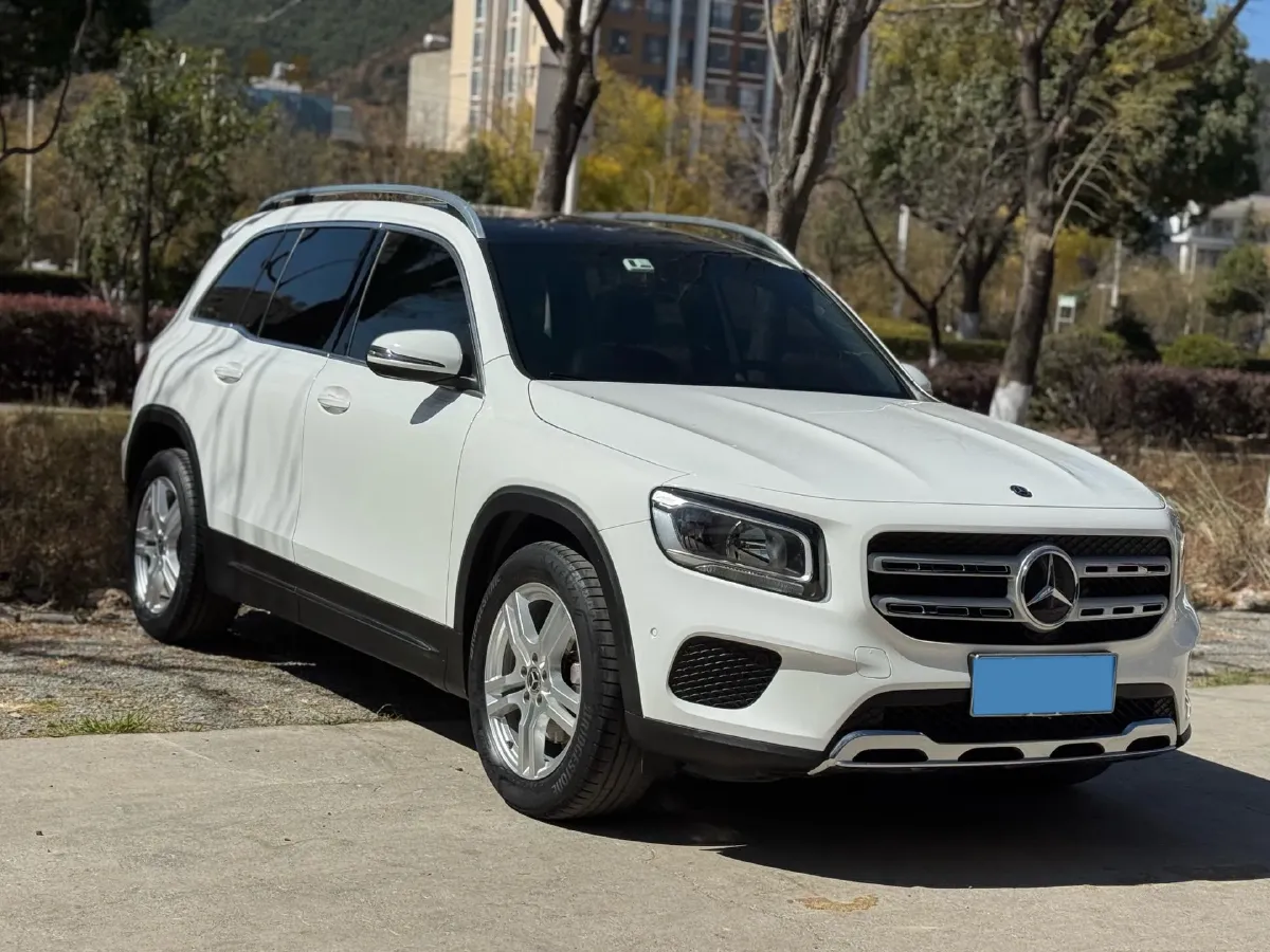 2020 Mercedes-Benz GLB Class 1.3T 136HP L4 7DCT,autocango,china used car exporter,china ev exporter,chinese used car exporter,chinese used ev exporter