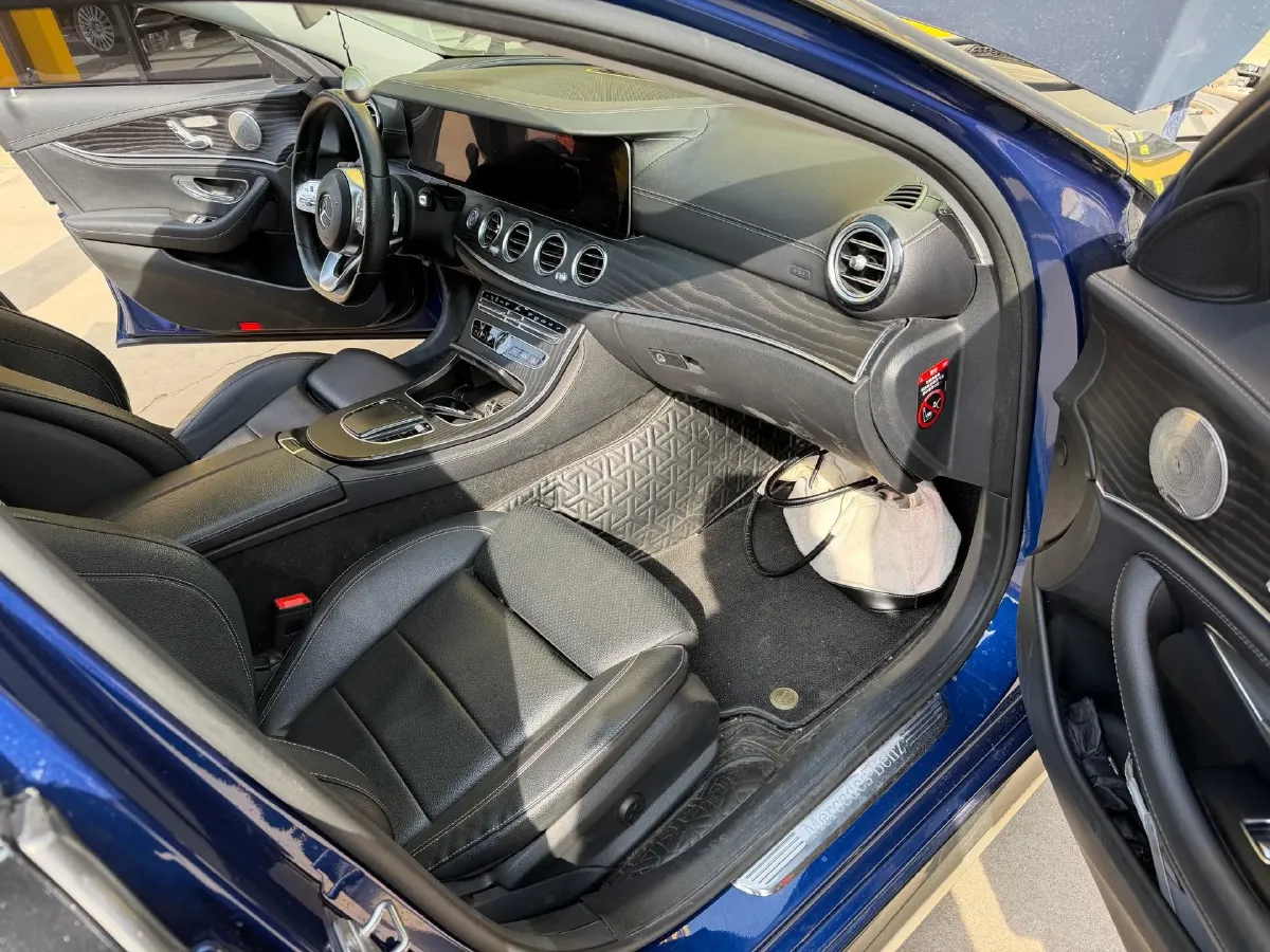 2020 Mercedes-Benz E Class 1.5T 184HP L4 9AT,autocango,china used car exporter,china ev exporter,chinese used car exporter,chinese used ev exporter