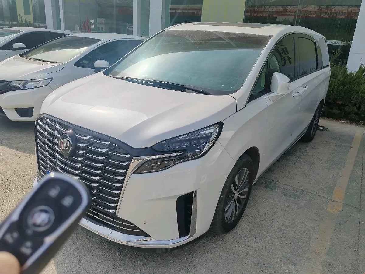 2023 Buick GL8 2.0T 237HP L4 9AT,autocango,china used car exporter,china ev exporter,chinese used car exporter,chinese used ev exporter